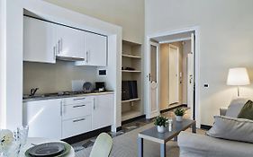 Via Roma Luxury Apartment By Wonderful Italy